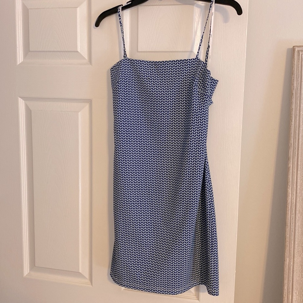 Lulus backless mini dress with a tie back